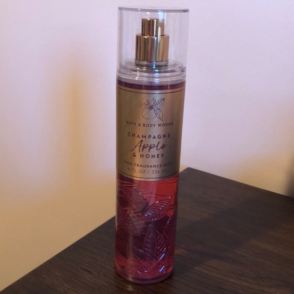 Bath and Body Works Champagne Apple Honey Fine Fragrance Mist NEW!!